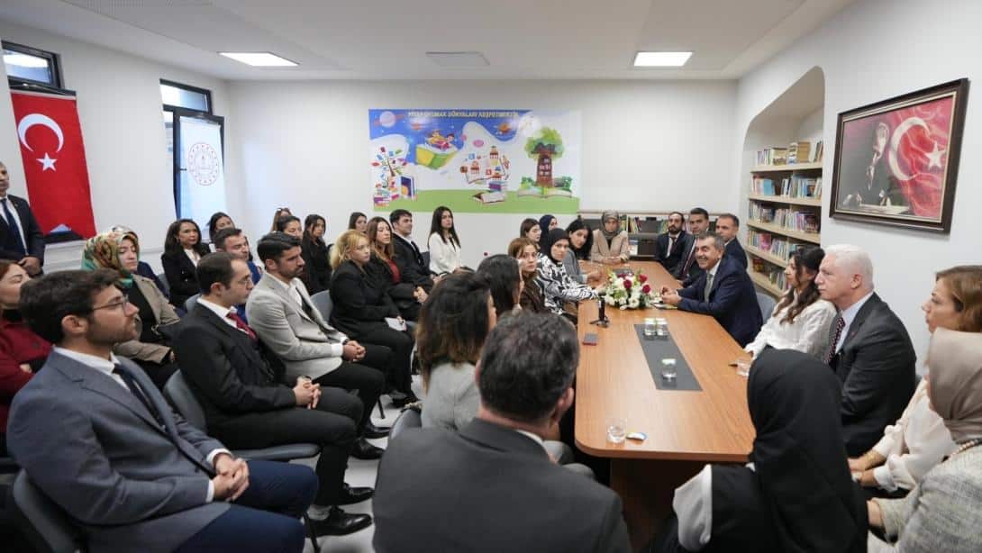 ÖĞRETMENLERİN KASIM ARA TATİLİ SEMİNERLERİ ÇEVRİM İÇİ OLACAK